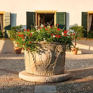 resort-donna-lucia.hotelinveneto.com/